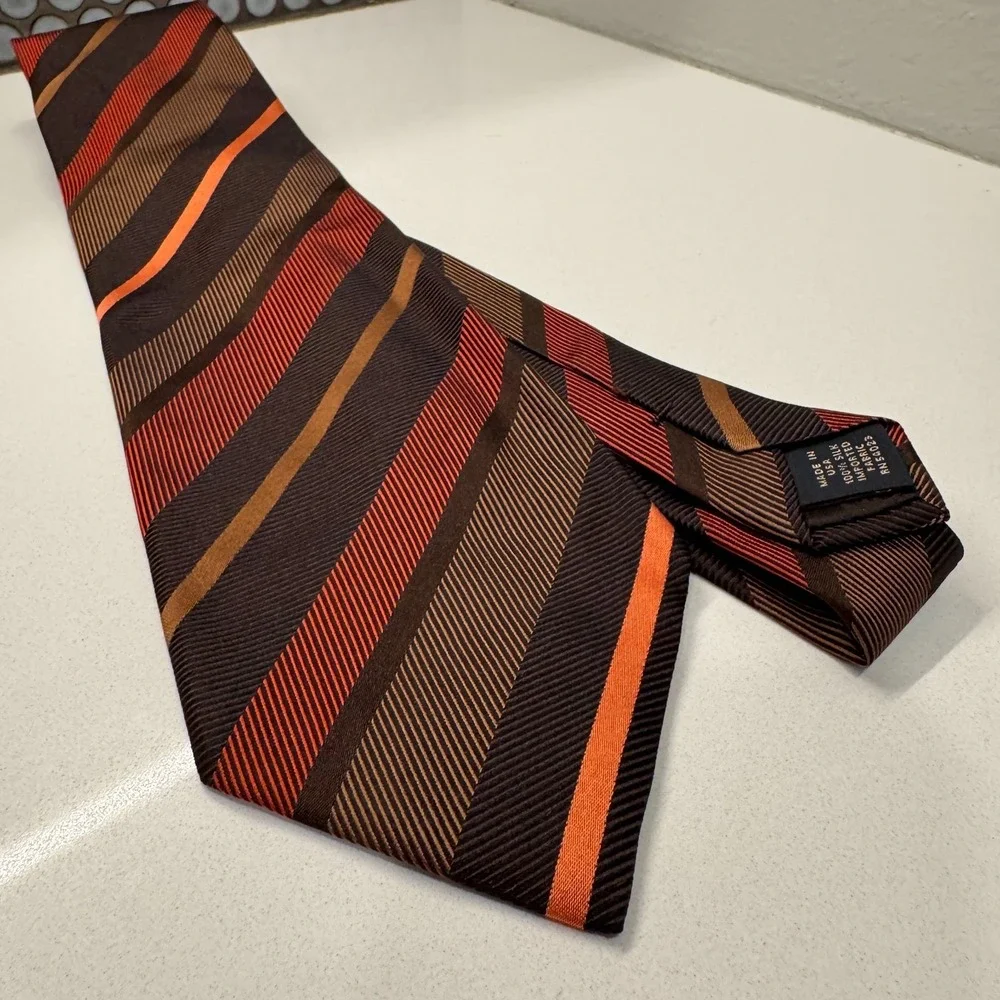 Banana Republic Tie Brown Red‎ Stripe Repp Necktie Old Money USA Made 100% Silk
